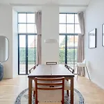 Cozy And Bright With Private Car Park * Copenhague