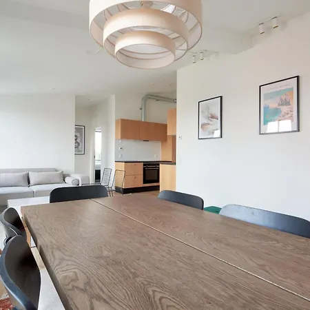 Cozy And Bright With Private Car Park Apartment Copenhagen