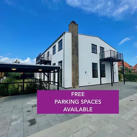 Apartment Cozy And Bright With Private Car Park