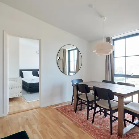 Cozy And Bright With Private Car Park Apartment Copenhagen