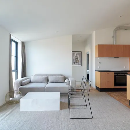 Apartment Cozy And Bright With Private Car Park