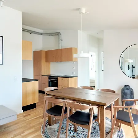 Cozy And Bright With Private Car Park Apartment Copenhagen