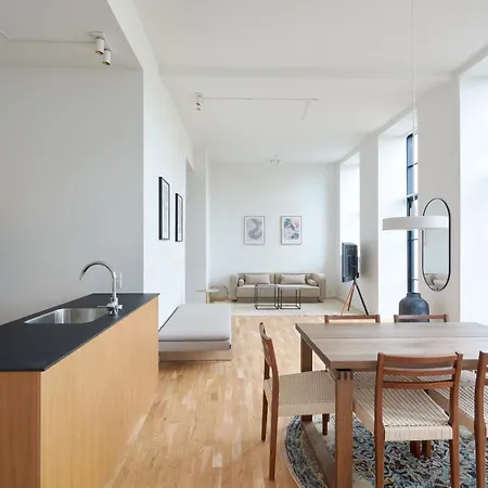 Cozy And Bright With Private Car Park Apartment Copenhagen