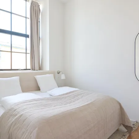 Apartman Cozy And Bright With Private Car Park Koppenhága