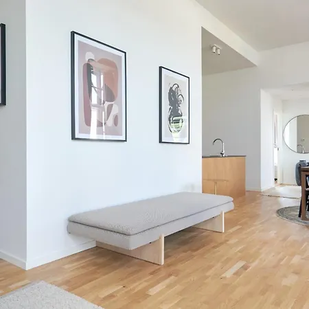Apartment Cozy And Bright With Private Car Park *