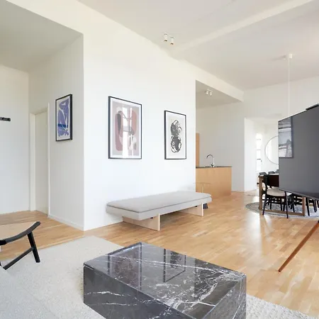 Apartment Cozy And Bright With Private Car Park *