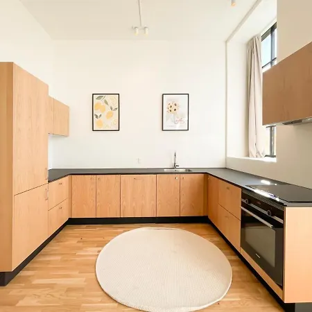 Apartman Cozy And Bright With Private Car Park *