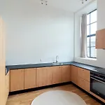 Cozy And Bright With Private Car Park * Kopenhagen