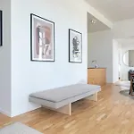 Appartement Cozy And Bright With Private Car Park *