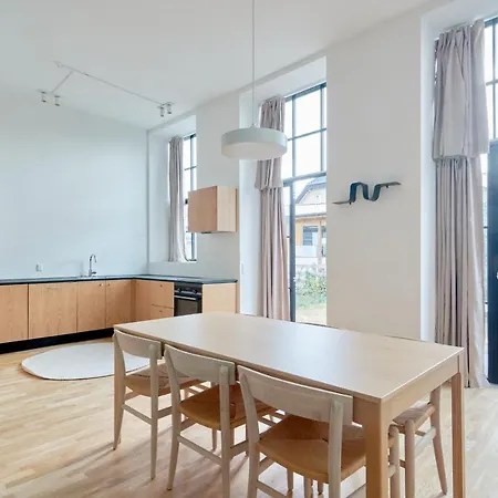 Cozy And Bright With Private Car Park * Kopenhagen