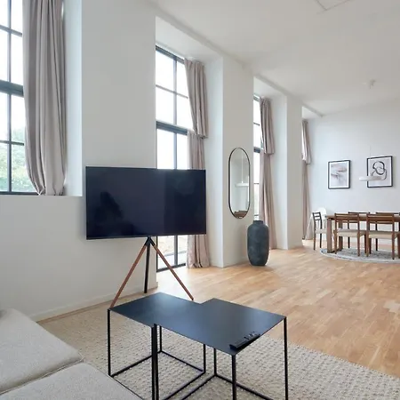 Cozy And Bright With Private Car Park * Kopenhagen