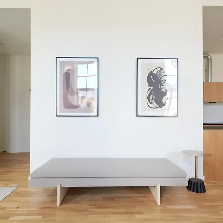 Apartment Cozy And Bright With Private Car Park *