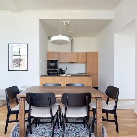 Cozy And Bright With Private Car Park * Copenhague