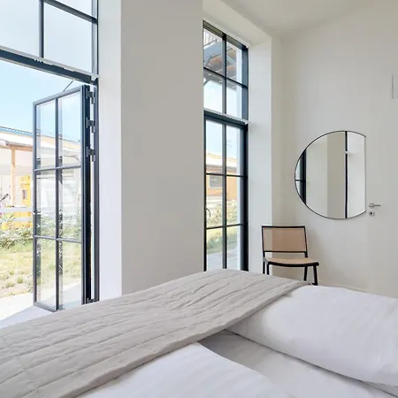 公寓 Cozy And Bright With Private Car Park *