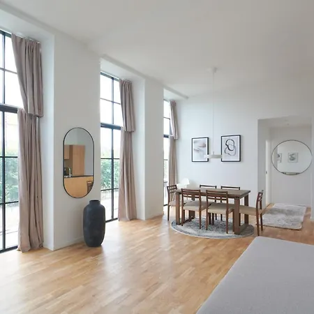 Cozy And Bright With Private Car Park Apartman Koppenhága