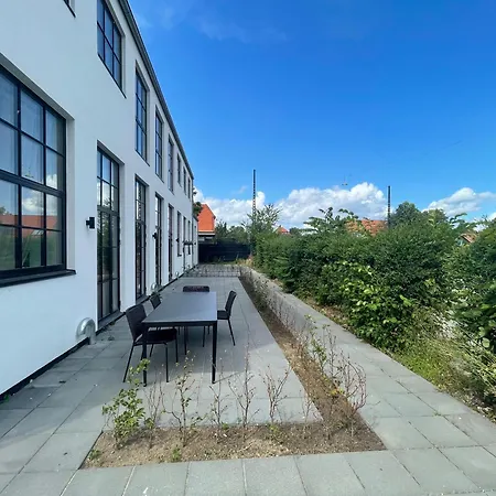 Διαμέρισμα Cozy And Bright With Private Car Park *