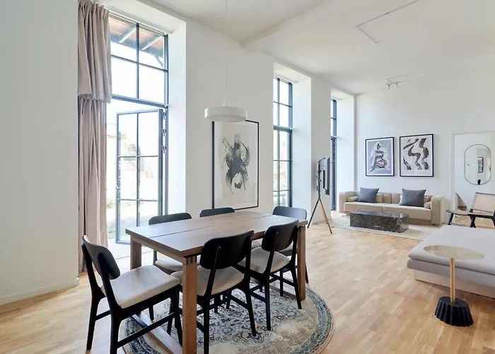 Appartement Cozy And Bright With Private Car Park