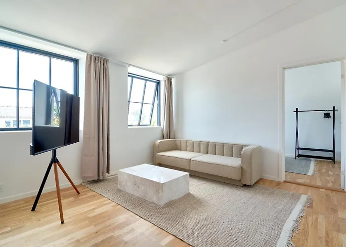 Cozy And Bright With Private Car Park Appartement