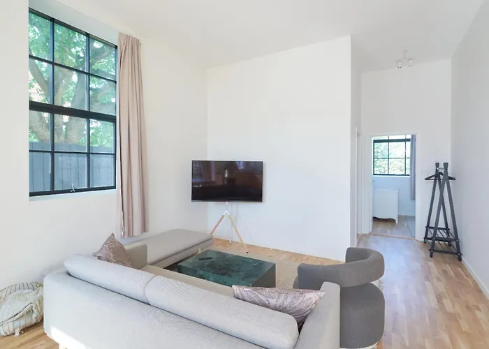 Appartement Cozy And Bright With Private Car Park *